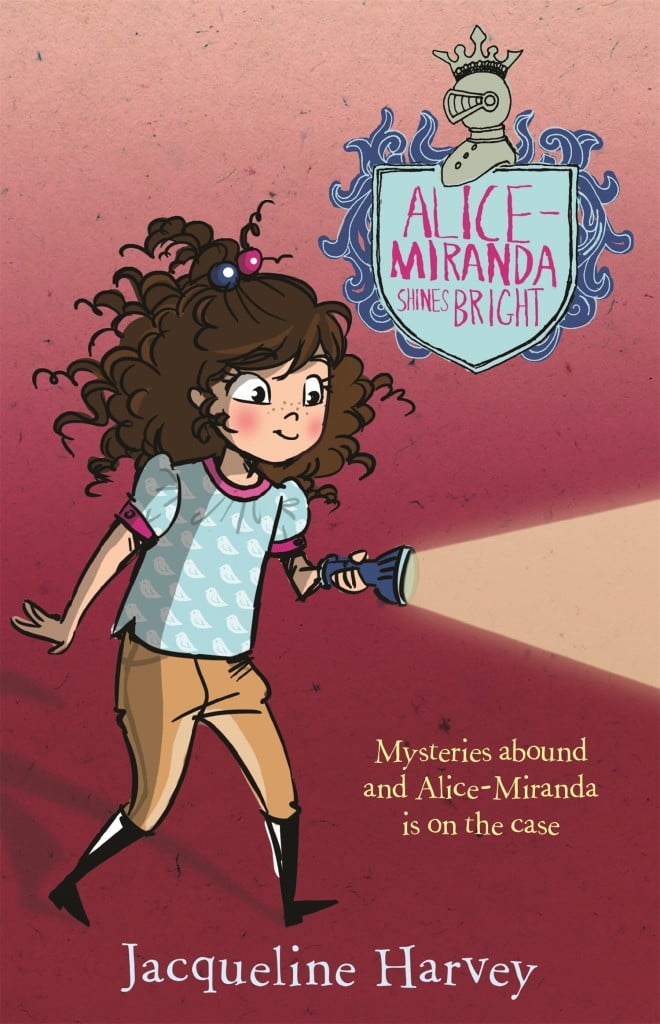 Alice-Miranda Shines Bright (Alice-Miranda #8)