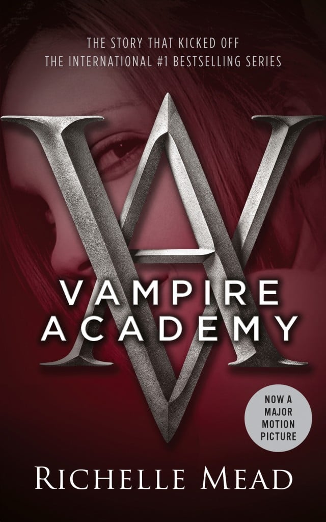 Vampire Academy (Vampire Academy #1)