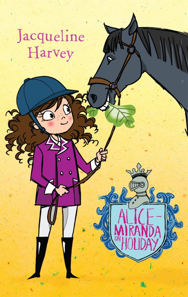 Alice-Miranda on Holiday (Alice-Miranda #2)