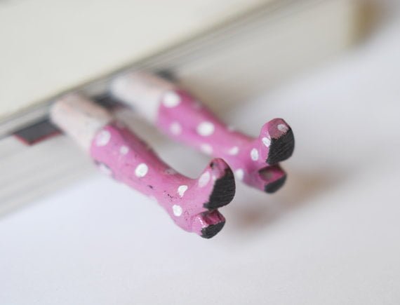 A Special Bookmark With Legs for Every Kind of Book