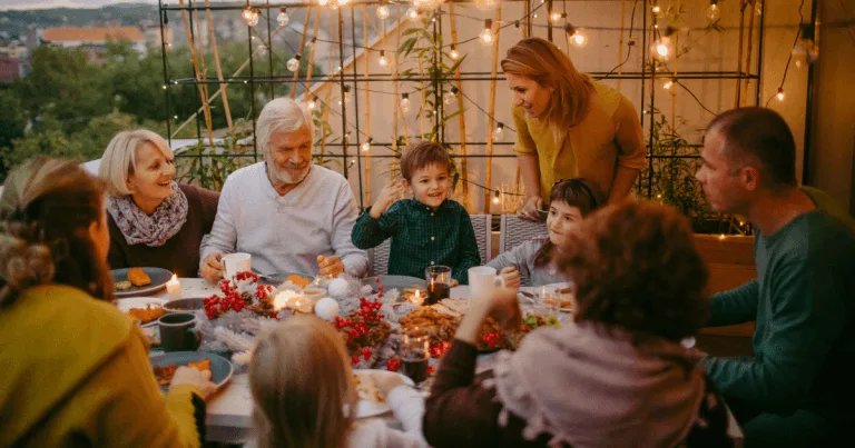 Can Eating Dinner Together Boost Your Kids’ Reading?