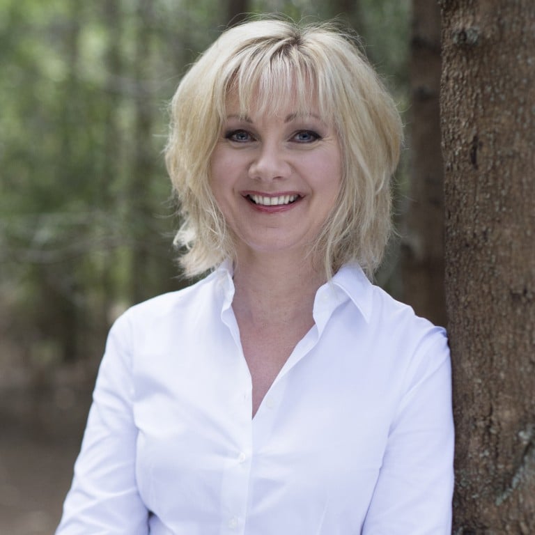 Five Minutes with L.A. Larkin, Author of our Weekend Read Devour