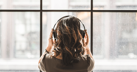 Better Reading’s top 5 podcasts with 5 remarkable authors