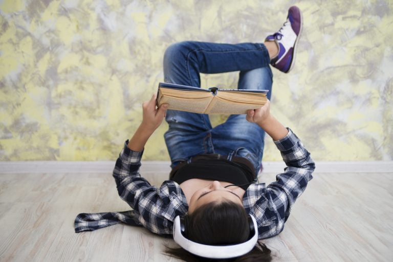 Holiday Reads For Teens