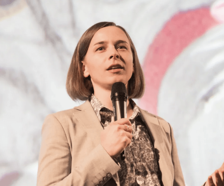 Lisa Harvey-Smith