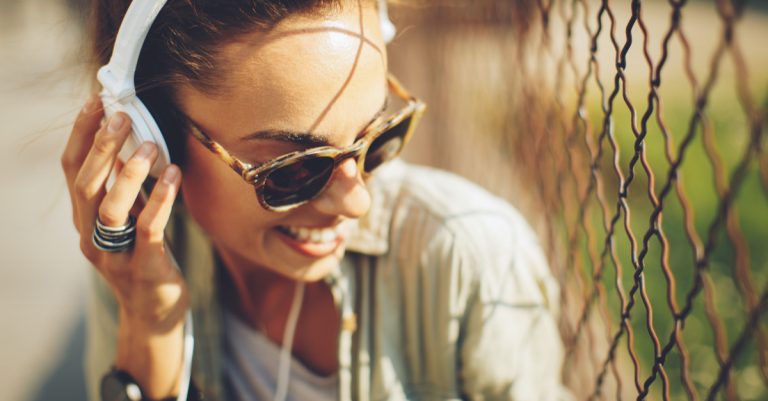 Audio Books are the Perfect Way for Busy Mums to Treat Themselves These Holidays