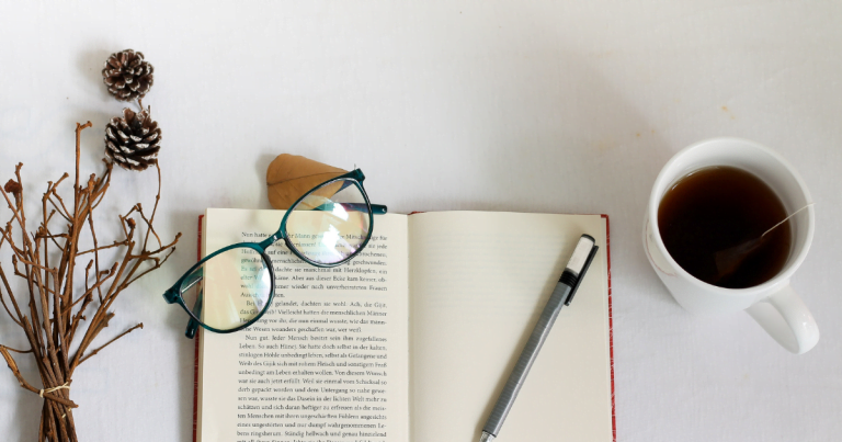 10 New Year's Resolutions for Book Lovers